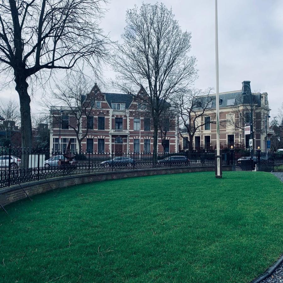 B&B Florapark Haarlem Exterior photo